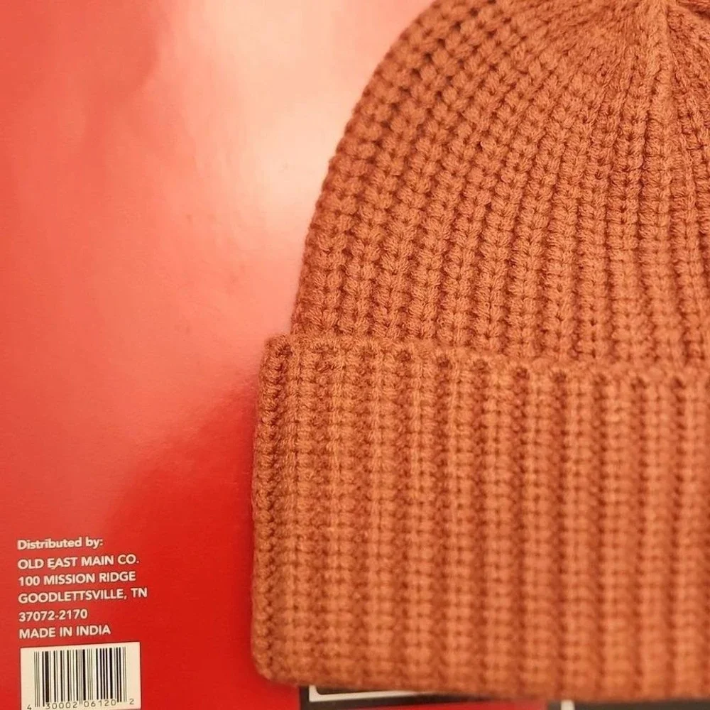 NEW‎ Treasure & Bond Cozy Pinky Brown Knit Beanie Granola Girl